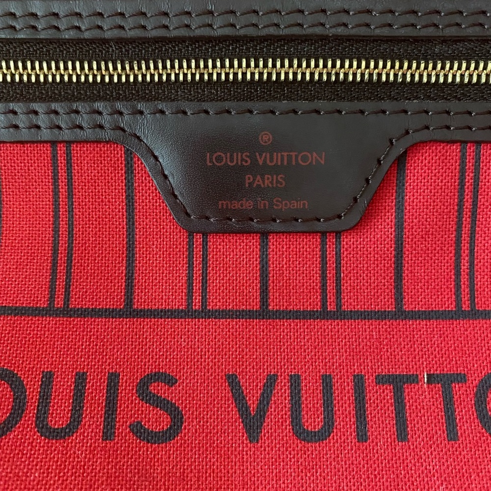 Louis Vuitton Damier Ebene Neverfull MM - Picture 15 of 17